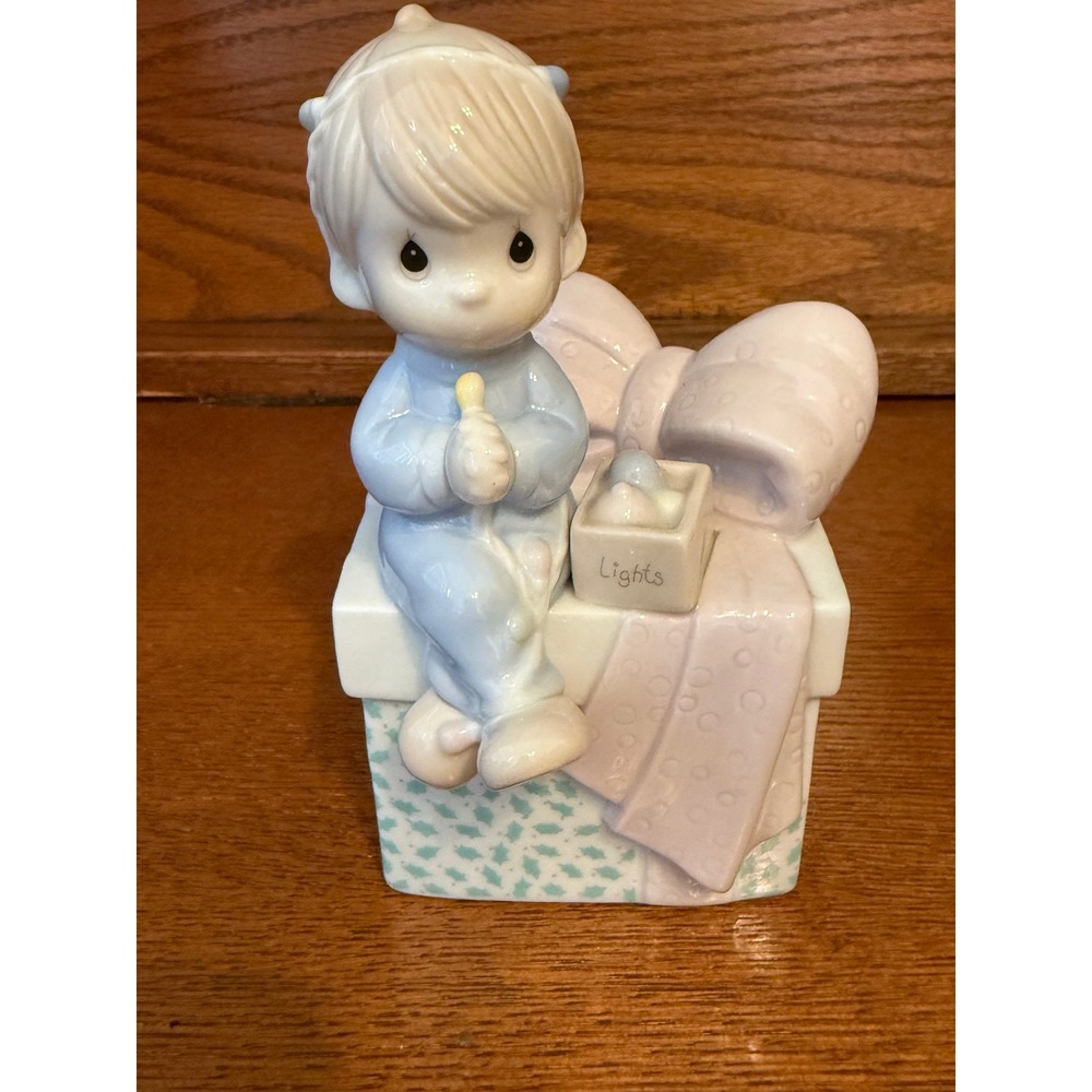 Precious Moments 1991 You Are The Light Of The World Boy On Gift Figurine 435406